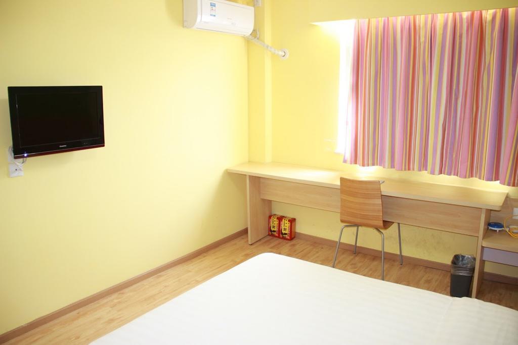 7Days Inn Chongqing Daxigou Renhe Street Zewnętrze zdjęcie